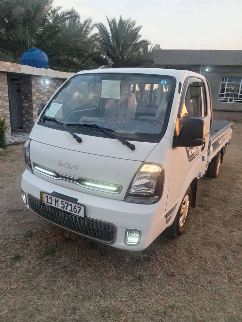 للبيع كيه ٢٠٢٣ رقم بغداد انكليزي سياره جديده بمعنى الكلمه ماشيه 30 الف حقيقي وقابله للزياده استخدام شخصي ماشايله حمل ابد تايرات الشركه وسبيرات مانازلات كير ومحرك واكسل وتخم تاير كله جديد العنوان بغداد الطارميه الشراي الهاتف ***********
