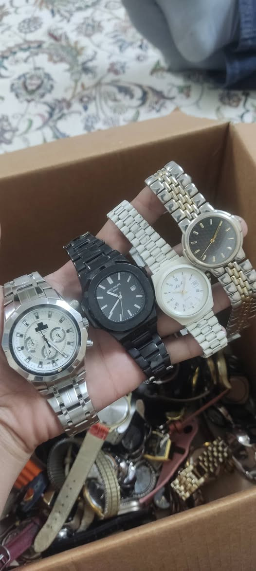 السلام عليكم شلعه ساعات باله عدد 100 قطعة
البيع شلع فقط
سعر القطعة 4 الف فقط
بيع شلع مابيع مفرد رجاءآ


**إذا كنت صاحب هذا الإعلان وتريد حذفه لأي سبب، رجاءا أرسل رسالة إلى الدعم الفني**