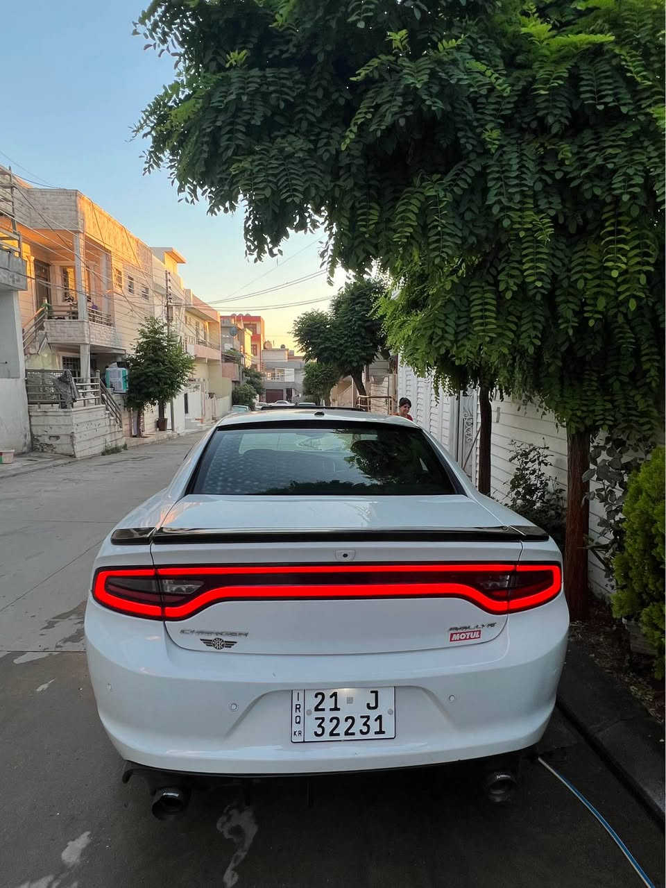 دوج چارجه ر ٢٠١٧🧿🧿
سپى فول فول
مه كينه ٦بستون مه رغوب
مواسه فات
شاشه گه وره له مس
سلايد
شه غال
رادارى ئاوينه كان
كوشن كاره با
كوشن هيته ر
حاثه كاميرا
لايت زينون 
مه كينه 6.4
ته بريد مه ركه زى
ته بريد ده بل زون
سه ياره كه بونيت بوياخ ئه مريكايه
دو چه ملغى ليره له كاتى به فردا سوراوه له سه رشتيكى به سيت بوياخ كراوه بى ناو بى ئه رباگ 
په له يه ك ساردى هه يه
سه ياره كه هى مالى خومانه 
١٤٣,٠٠٠ روشتوه
ته حويل غرامه به شه رت چى غرامه ى تيابو يه كسه ر بوت ئه گيرمه وه
سه نه وى تا ٢٠٢٨ تازه يه 
نرخى ١٨٨$
*********** السليمانية, العراق
