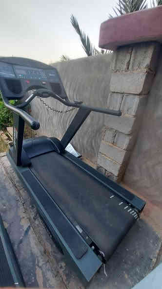 سلام عليكم 
جهاز رياضي لبيع درجه اوله 
الاستفسار  اتصل على الرقم *********** 
متوفر واتساب

800الف
