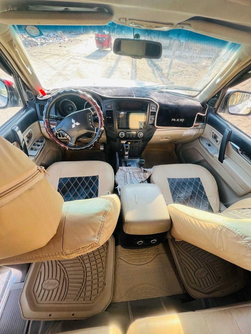 يالله باجيرو موديل ٨مكينه بسنويه ٣٨٠٠فوال مواصفات سياره بيهه القماره مبدله مصبوغه عام كير مكينه خير من الله سعر ٩٠وبيهه مجال بصيط رقم بغداد نكليزي مكاني بغداد ناحيه الوحدة قرب مجمع بسمايا رقمي ***********
