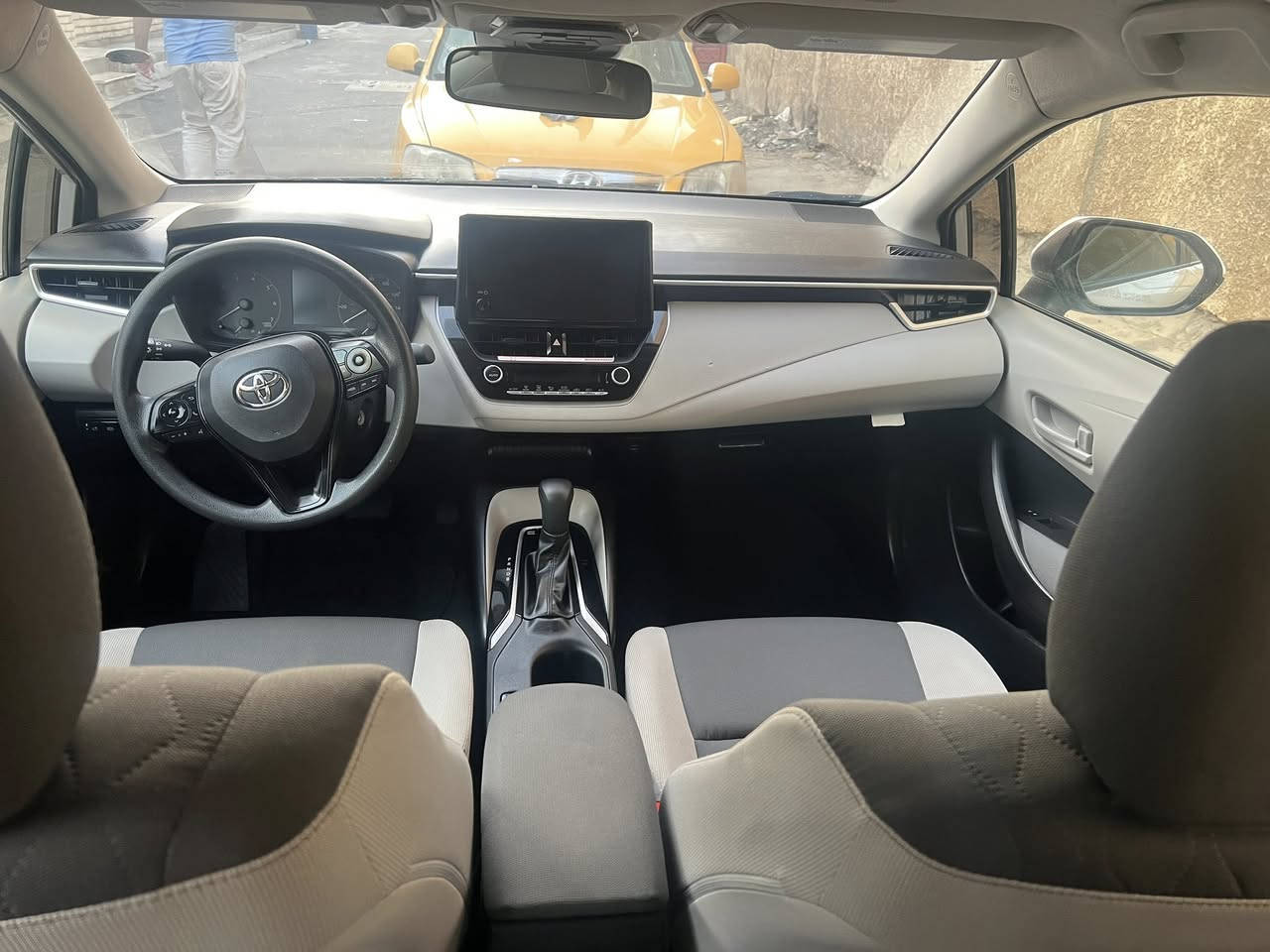 كورلا هايبرد وارد امريكي 2025
حادث موضح بلصور

ماشيه 2 ميل فقط يعني زيرو

مرقم بغداد 

مكاني بغداد

السعر 179 

***********
