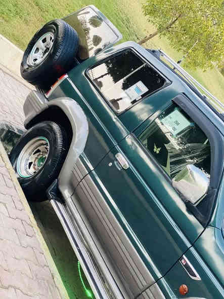 ‎٣١ مه عا مه له …
‎كه ئه لي تاقانه ئه بيت وابيت
‎جؤري سه يارة/  باجيرؤ🦅
ئتؤماتيك 📦
ئارمي پلاستيك 
به شه رتي غه رامه ش
‎بيلاد ره نگ / سه وز فسته قي 
‎ماشالله له بؤياخ وده ماري 
‎مؤديل 94 
ده بل ئه كسل4+4
‎ماشاءالله  له هه ستان قوه تي
‎گيروو مه  كينه ي لؤك لؤكه
مه كينه به غ 🛫
قفل مه ركه زي
‎ناوي لؤك لؤك بيلادي 
‎سيدي ئؤكز بلوتوز
‎گه رمي وكاره باي هه مووي مه زبوت
‎هه مووگياني له سه ربيلد ماوه
‎ده ماري وه ك شه ريكه 
‎پيش وپشت وشاني جوان 
‎تاقم لايت وعه ته روبه گ لايت لؤك
كامل جوانكاري ده سكاري 
‎تاقم پيش ودواي مه زبووت
‎تاقم تايه وويلي بيلادي لؤك
‎رؤن و هايدرؤليك تازه 
‎كوشن سياحي
‎ ته نها فرؤشتنه
‎ رووبه روله رسمه كان جوانتره
‎ئارم ئه وه ليات براوه   غرامه حجز به شه رت

🌹🌹
***********
***********
