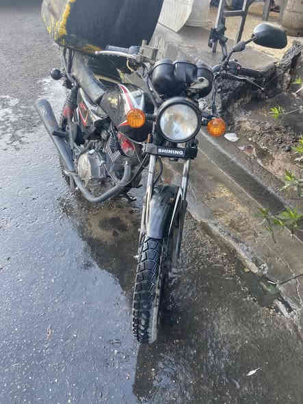 سلام عليكم دراجه شاينك للبيع موديل 23 اوراقها موجوده وراعيها موجود نواقص كلش خفيفه مكينه ممفتوحه نكره سلف العنوان بغداد حي العامل رايدها ب 600 وبيها مجال اتصل وتدلل ***********
