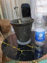 هاون  مال  الاول  سعره  ٦٥  الف ارثته من  حبوبتي عنواني بغداد ٠٧٧١٠٩١٧...