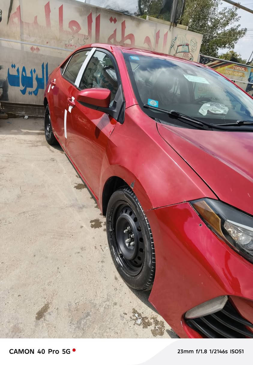 كورلا ١٨ حمره بسمي ثاني يوم احولك وسنويه لل٣١ وهزه جديده سياره مرتبه وحلوه بيها جاملغ ودعاميه قرش وباب صبغ ماشيه ٩٨ مواصفاتها كدامكم مكاني بغداد المشتل وتجي تاخذها من باب بيتي سعرها شده و١٢ وهذا رقمي ***********
