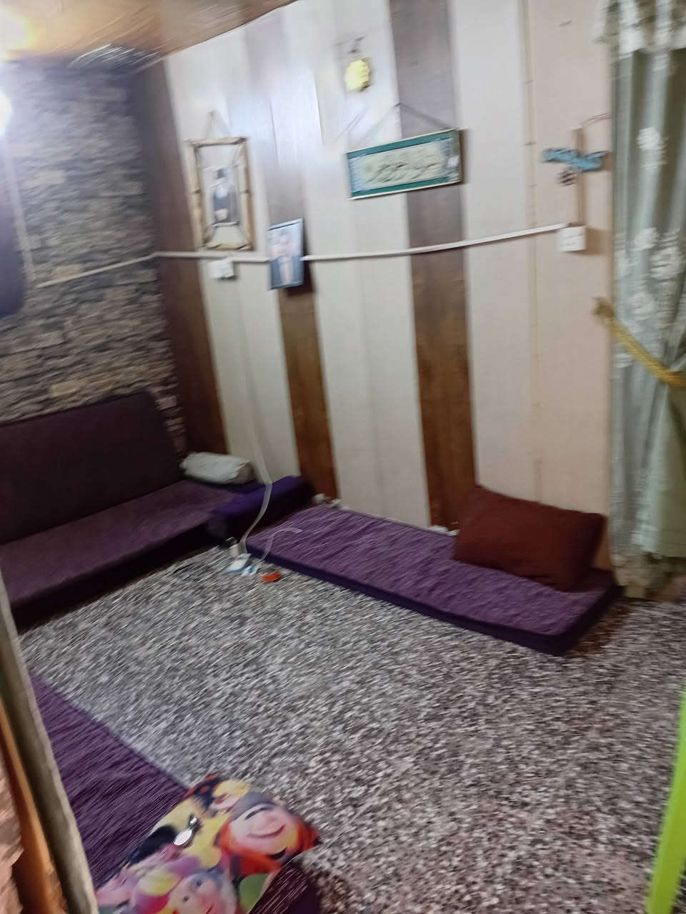 السلام عليكم بيت للبيع في منطقه ام الكبر والغزلان معمل الرحلات فرع كوفي السلطان قرب صوره السيد  البيت مساحه ٧٠ تقريبا استقبال +غرفه نوم+مطبخ +ترك+حمام مشترك وحوش صغير المنطقه خدمات كامله كهرباء ماء مجاري والتبليط قيد الانشاء السعر المطلوب 20 مليون وبي مجال قليل للاستفسار *********** متواجد واتساب وفيس
