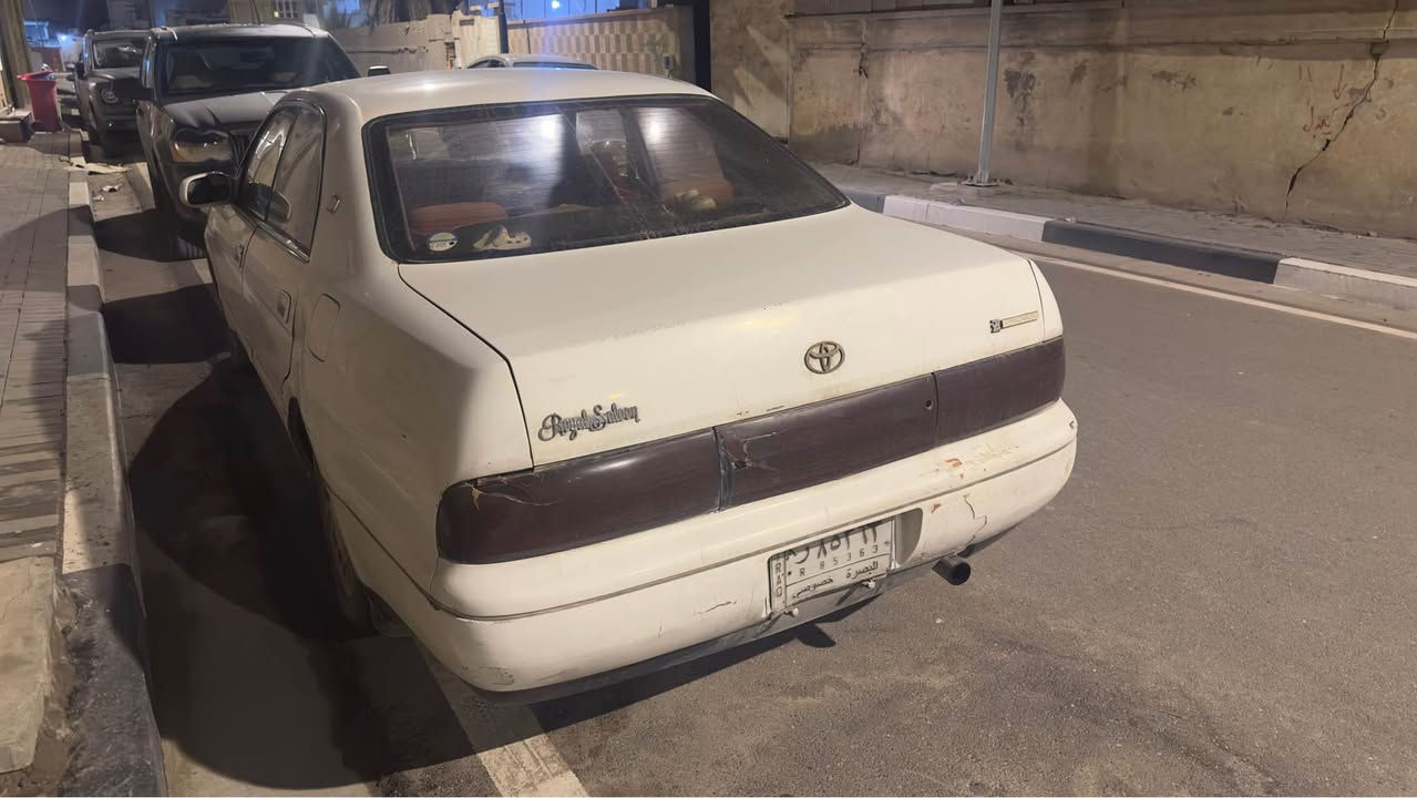 السلام عليكم بطه متصل موديل 92 للبيع السياره حلوه ومتعوب عليها تجي وتشوف بعينك السياره دواخلها نظيفه ومرتبه باسمي مشروع وطني ارقام بصره تنتهي سنويتها 2029 السياره تحويرها نظيف وتبريد شغال ( السياره مكصوصه جنطه شغل درجه اولى )  
السعر 45 ورقه 
الرقم ‭0771 757 1654 البصرة, العراق
