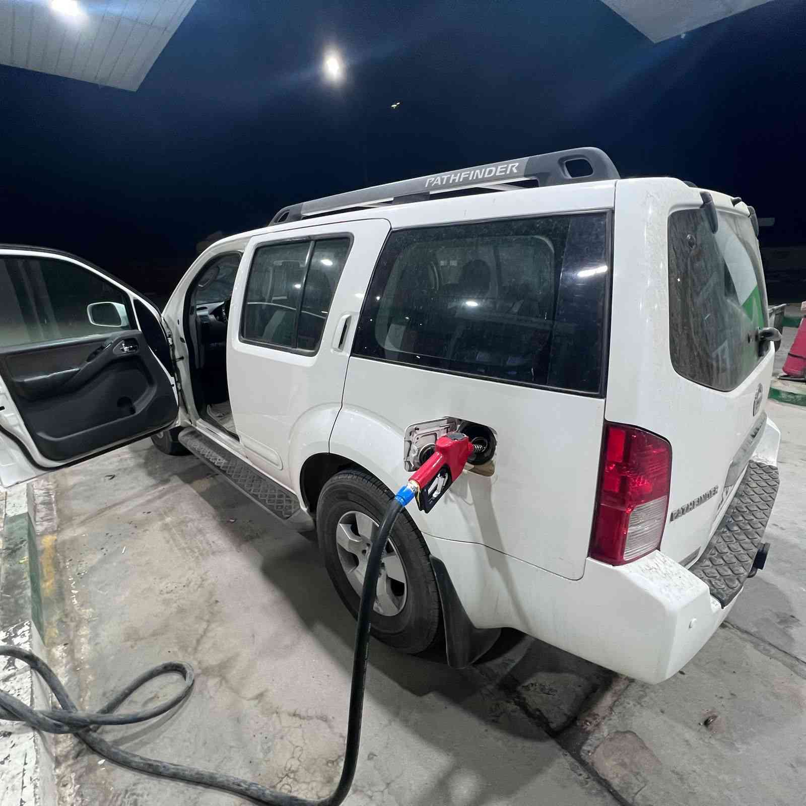 لسلام عليكم للبيع نيسان باث فندر ستيشن موديل 2007 كير اتوماتيك مكينة 6سلندر مكفولة كفالة عامة مشروع وطني رقم بغداد تخم تاير ويل كب الرقم ***********/***********
