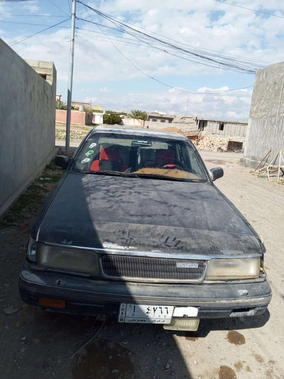 السلام عليكم مازدا 929
موديل 1987
رقم كركوك شرط التحويل سنويه عظم عاج
كير ومحرك بطه اوتماتيك شرط
سياره نضيفه مابيها شي صدر نص عمر 
تواير جدد مكاني صلاح الدين بيجي
رايدها ب 22 وبيها مجال حك الجيه

‭***********‬
