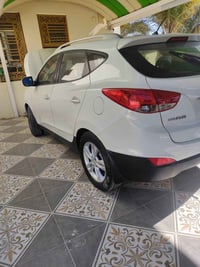 توسان • ٢٠١٢ • فول مواصفات