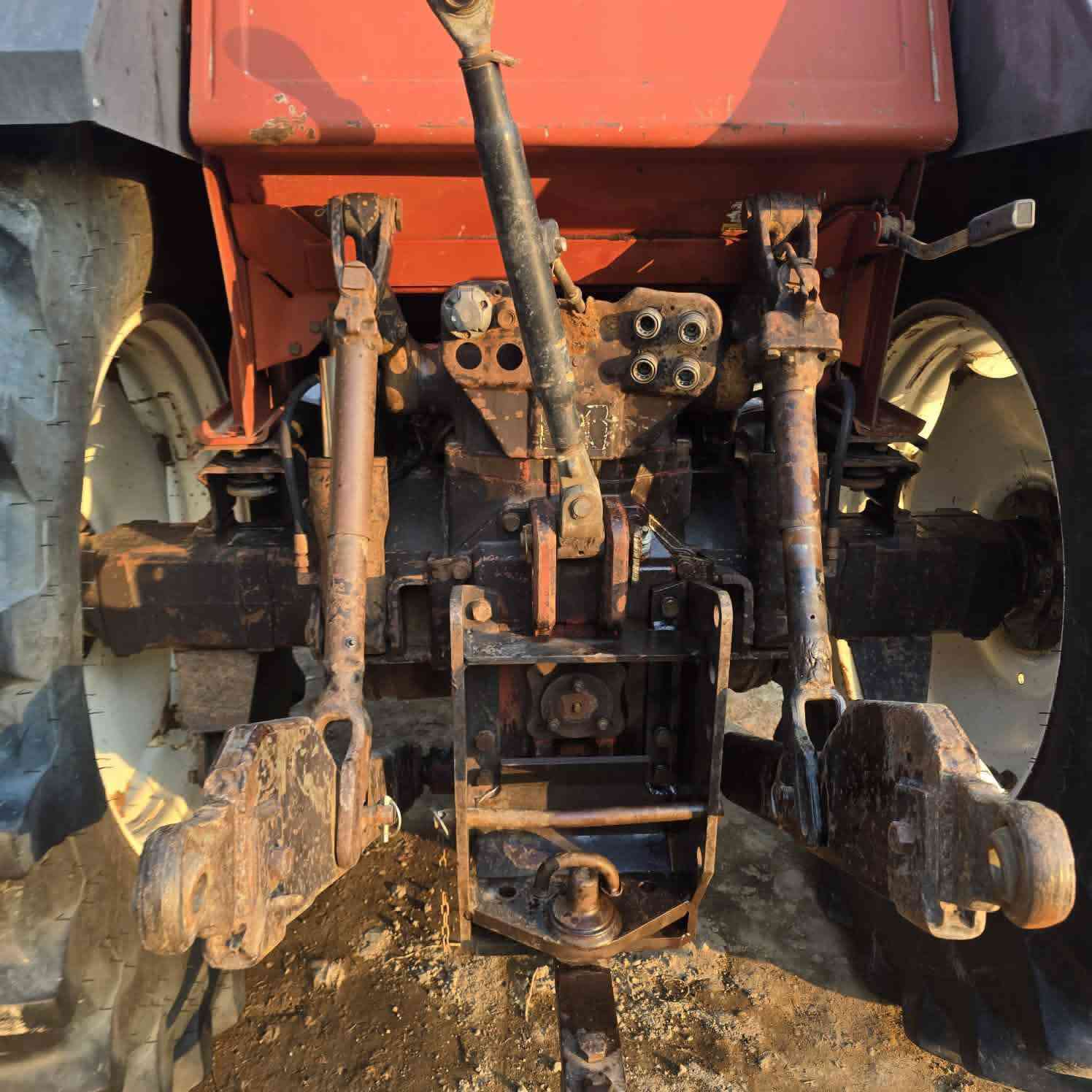 سلام عليكم اخوان مكينه للبيع حجم 140 فول موصفات ماعده اكسن مخفي مكينه جاهزه تخم تاير جديد كهربائيات تبيريد مكينه مكفوله
رقم واسط بسمي 
استفسار اتصل ع رقم ***********6
