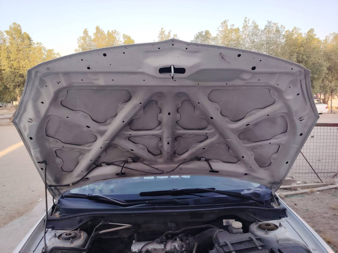 لانسر 2010 باسمي مكينه 1600 طبق اسود جديده جير وماكينه وحداديه جدد بيها ربع شامله  خشم فقط واحد العنوان كربلاء ***********     83 وبيها مجال
