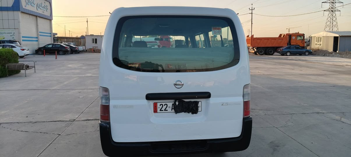 نیسان اورڤان 2010کفالە بدون سبوخ سەنەوییە جدید محرک مامفتوح ماشەیە300 الف محرک گیر اکسل بەشەرت گاعی و کوشن تایران جدید تبرید بەشرت سعر 172مکان کلار ***********
