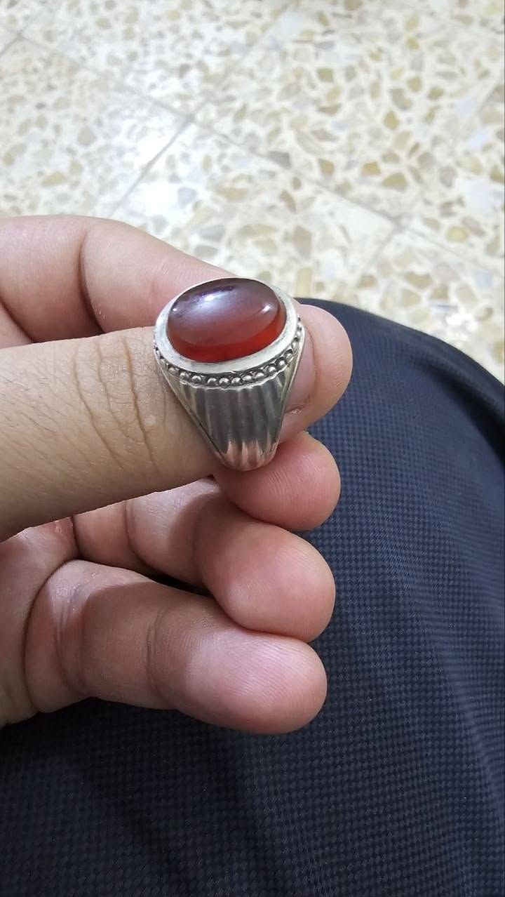 يالله يالله

السلام عليكم ورحمة الله وبركاته

1 : عقيق يماني
2 : احمر طبيعي غير معالج
3 : صياغه يدويه منقوش اسم الصائغ
4 :فضه 925


**إذا كنت صاحب هذا الإعلان وتريد حذفه لأي سبب، رجاءا أرسل رسالة إلى الدعم الفني**