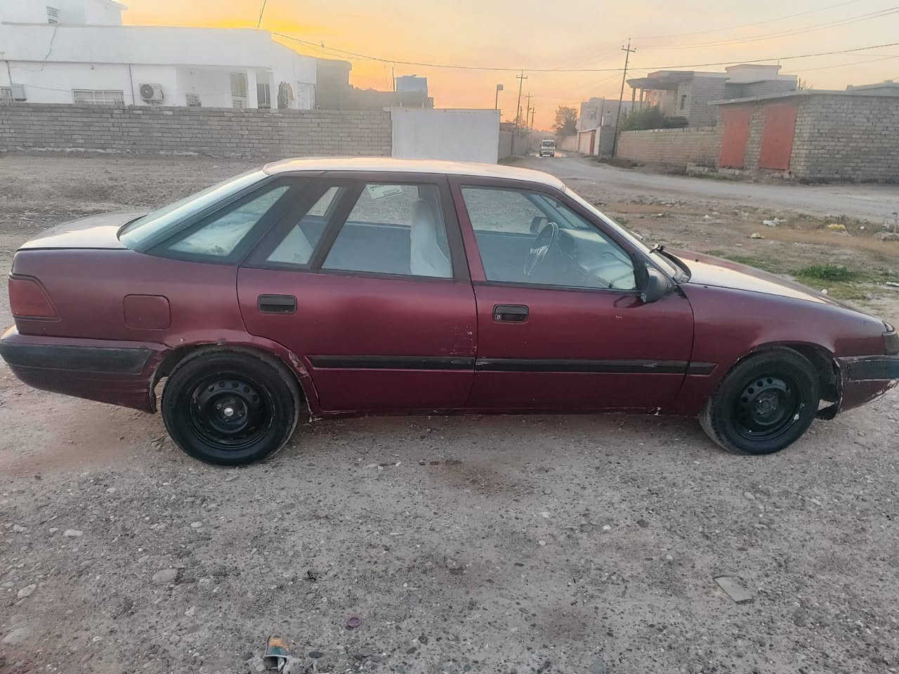 السلام عليكم
دايو اسبرو 1993
سعرها 19 وبيها مجال 
سياره مصبوغه عام جماليه 
كير شرط محرك بي نفخ قليل بدون تنقيص ودخان 
سنويه لل 27 اتريد وكاله اتريد تحويل 
مكانها صلاح الدين بيجي 
***********
