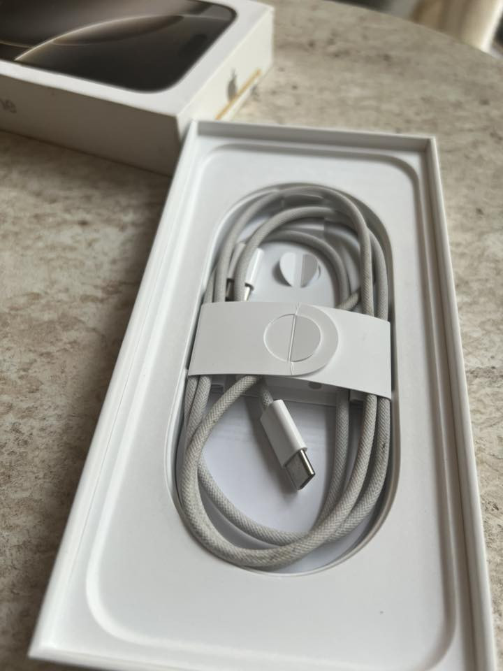 للبيع .. للبيع
ايفون 16 Pro Max  
ذاكرة 512 GB
بطارية 100
دورات الشحن 217
بلاتينيوم 
مبدل الظهر فقط ليزر بدون فتح
كامل كارتونتة وملحقاته 
سعر 1,550,000 مجال بسيط

الاتصال على ***********
