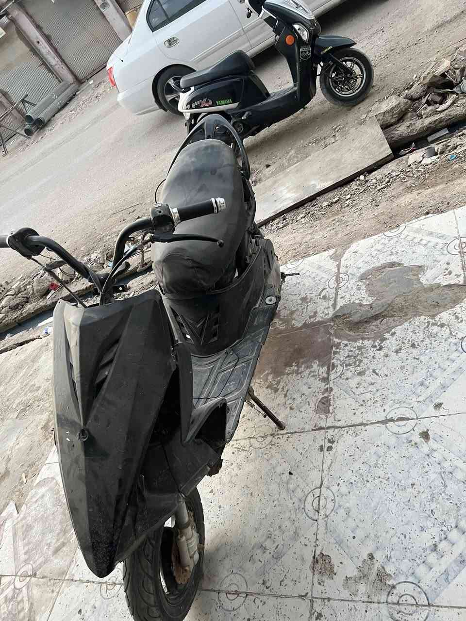 السلاام عليكم مكلف بل نشر دراجه ماكس مضلع رياضي
السعر 250 وبيهه مجال قليل ***********
