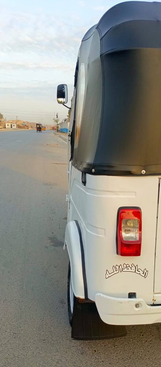 سلام عليكم تكتك موديل 2022/10 كفالة عامة مكينة ما مفتوحة لا تبخير ولا تنقيص مكاني شماعية ***********
