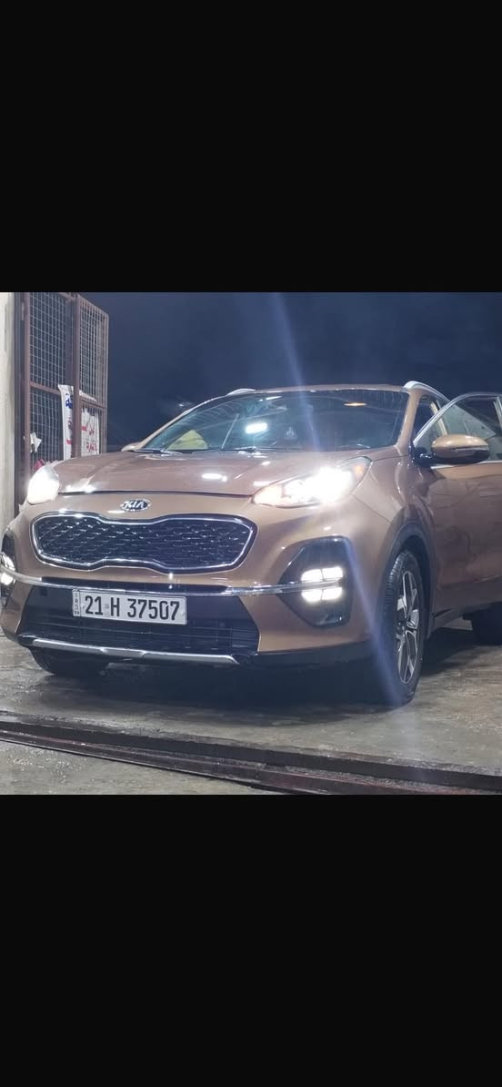كيا سبورتج واراد امريكي
مديل 2021 رقم سليمانيه بسمي تحويل مباشر 
موصفات  S 
حادث السياره جاملغ وبنيد 
بلعراق نطخ جاملغ وباب وبدلتهن وقديمات موجودات 
السياره جديده ماشيه 80 الف 
مكاني بغداد 
السعر 155 وبي مجال ***********
