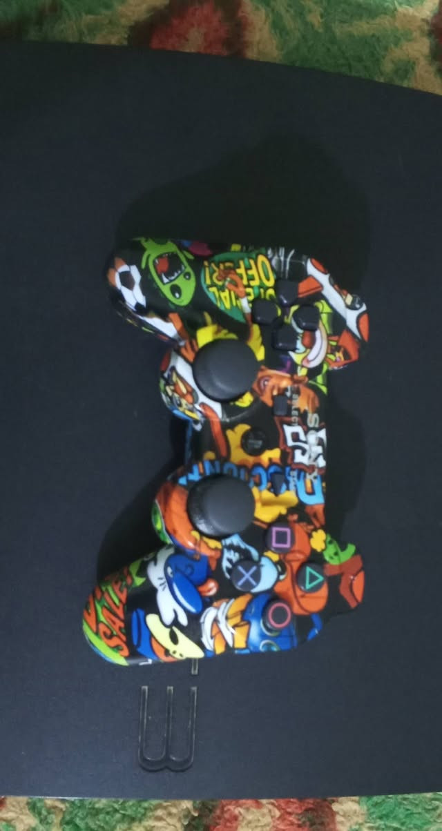 السلام عليكم ps3سلم للبيع كامل ملحقات مع جوستيك تجاري والبلي مهكر نظام CFW 4.92 ذاكرة التخزين320GB الالعاب موضحة بالصورة الي خارج المالتي مان والي بداخلة +مكتبات العاب ومكتبة pkgi الى تدعم التنزيل بالخلفية يعني اي لعبة تريدهة اكتب اسمهة وحملهة وتعتمد على قوة النت الي عندك.
ملاحظة: البلي مفتوح مرة واحدة لغرض التنظيف فقط 

العنوان: واسط قضاء الصويرة حي الشهداء 

السعر: حط سعر مناسب بالتعليقات وبالعافية عليك. 

للتواصل خاص


**إذا كنت صاحب هذا الإعلان وتريد حذفه لأي سبب، رجاءا أرسل رسالة إلى الدعم الفني**