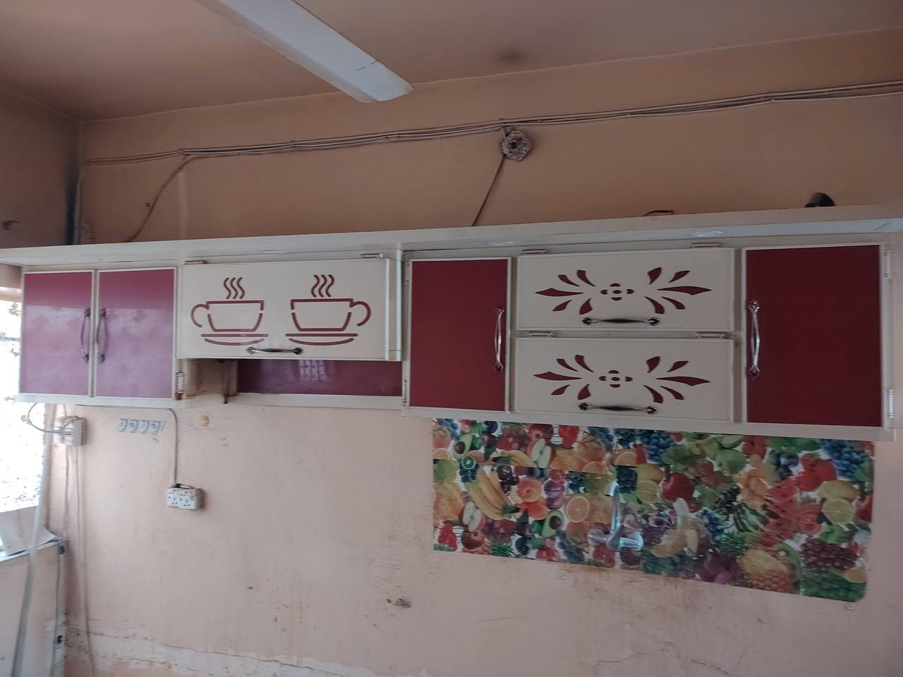 جميع الغراض للبيع ملحق + مبردا اصلية كبيرة سعودي+ تنور صغير وتنور كبير + مولد + صوبة غازية
للاستفسار ***********
الموقع. التحرير
