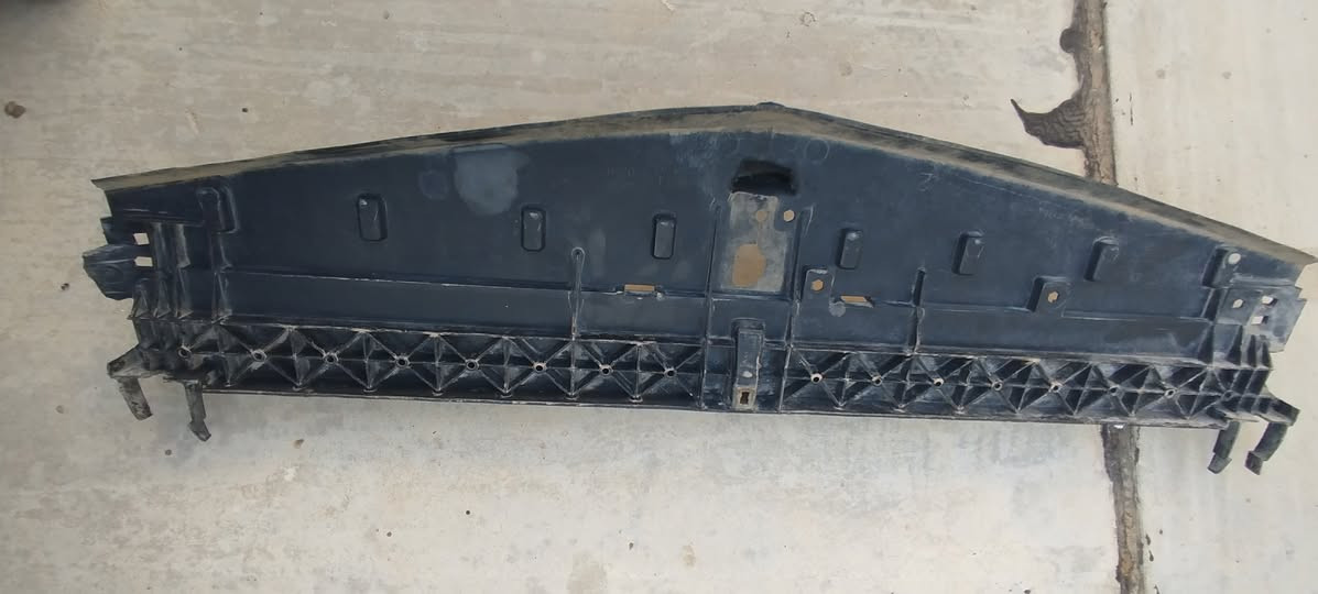 للبيع راديتر حاويه اصليات السعر الكلي 160/الف واتساب ***********
