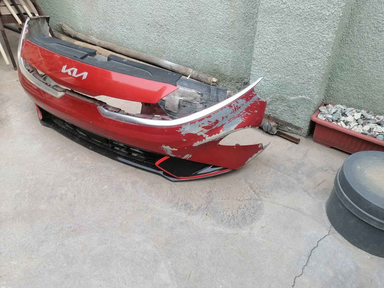 السلام عليكم دعاميه فورتي 2023 جي تي لاين بيهه كسر للبيع هيه والحيه كامله ***********
