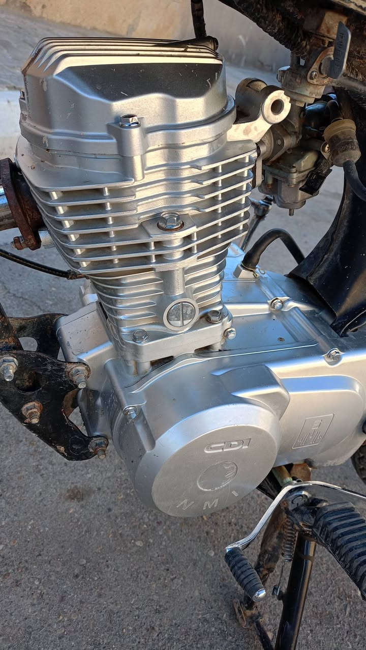 السلام عليكم دراجه للبيع ***********
