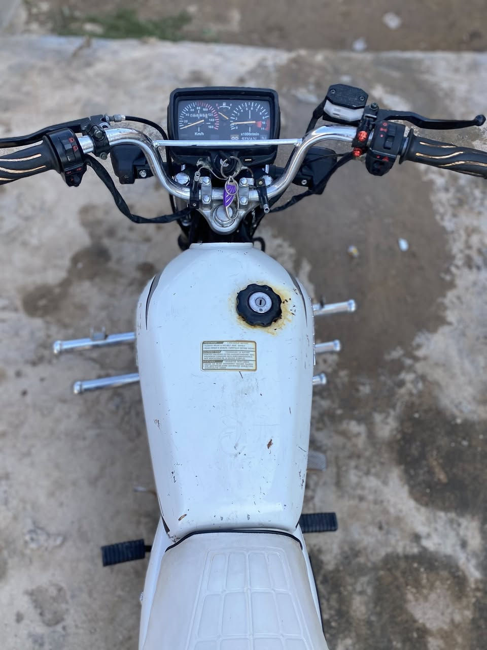 دراجه ايراني للبيع موديل 2021 كهربائيات شغاله السعر 350وبي مجال مكان الرمادي الشراع للستفسار ***********
