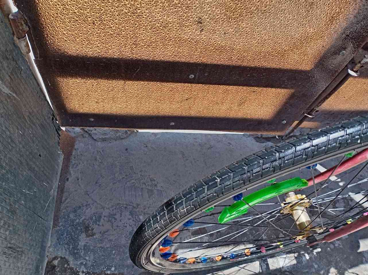 باسكل للبيع نظيف وما بيه اي نقص تايرات جدد اصليه السعر ٦٠ الف ***********
