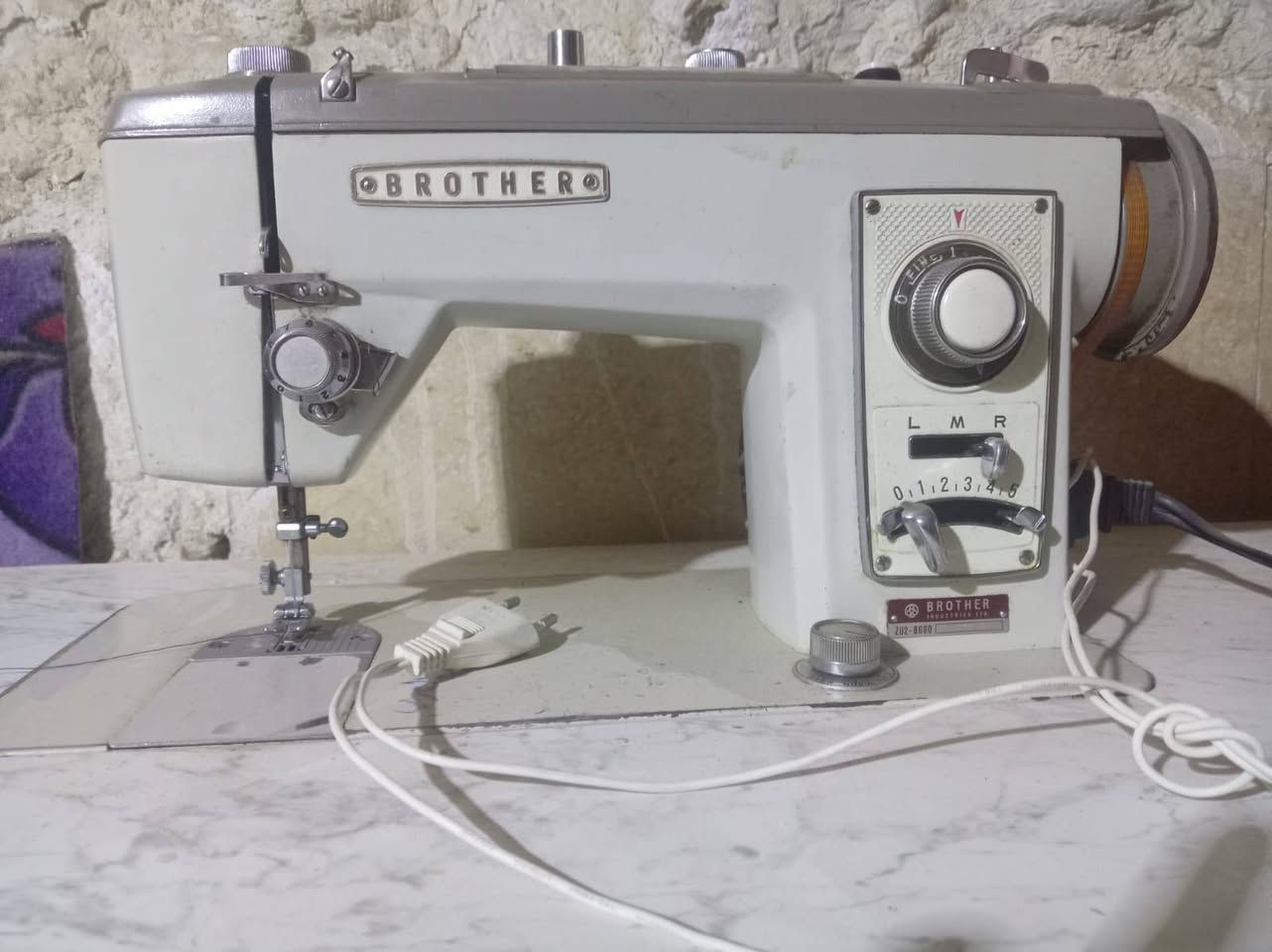 سلام عليكم مكينه خياطه جديده سعره  160 الاف 
سوق الشيوغ


**إذا كنت صاحب هذا الإعلان وتريد حذفه لأي سبب، رجاءا أرسل رسالة إلى الدعم الفني**