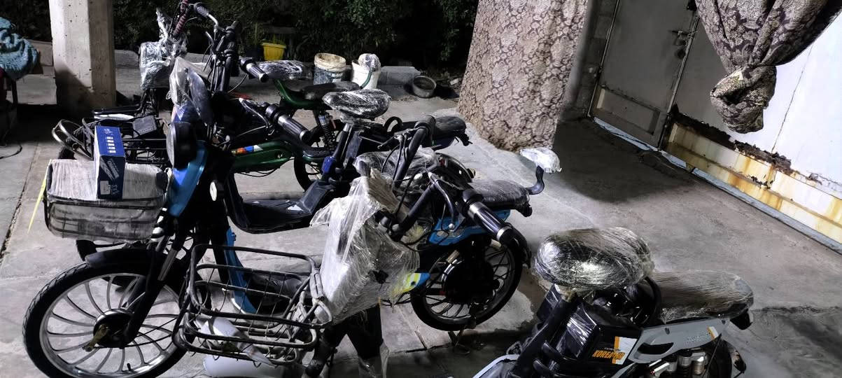 السلام عليكم ورحمة الله وبركاتة دراجة شحن للبيع مكان ديالى بعقوبة السعر 175وبي مجال اسعار مناسبة جداً ما اريد مراوس بس بيع موجود اي استفسار علة هذا الرقم ***********
