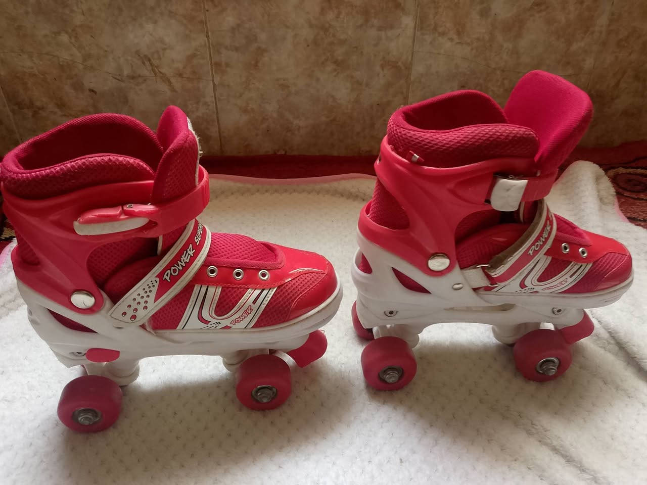 للبيع السعر 25الف بيها مجال راسلني خاص


**إذا كنت صاحب هذا الإعلان وتريد حذفه لأي سبب، رجاءا أرسل رسالة إلى الدعم الفني**