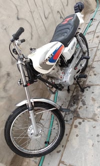 سلاام عليكم دراجه كلك للبيع الشراي بيه خير ويدلل07856350309