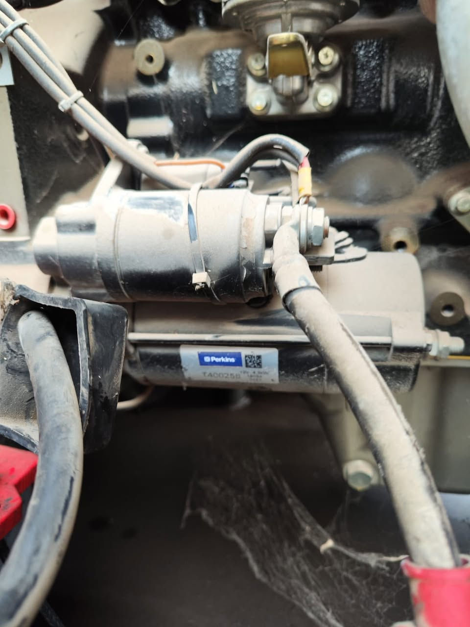 الماركات المتوفرة حالياً 🔥

⚙️ بيركنز Perkins
⚙️ فولفو Volvo
⚙️ دوتس Deutz
⚙️ كمنز Cummins
⚙️ إيفيكو Iveco

🔇 متوفر مع كاتم (سوبر سايلنت)
🔊 ومتوفر بدون كاتم (مفتوح)

📌 قدرات مختلفة تناسب:
منازل – محلات – ورش – معامل

📞 اسألنا عن القدرة والسعر
🔥 الكمية محدودة والعروض مولّعة


**إذا كنت صاحب هذا الإعلان وتريد حذفه لأي سبب، رجاءا أرسل رسالة إلى الدعم الفني**