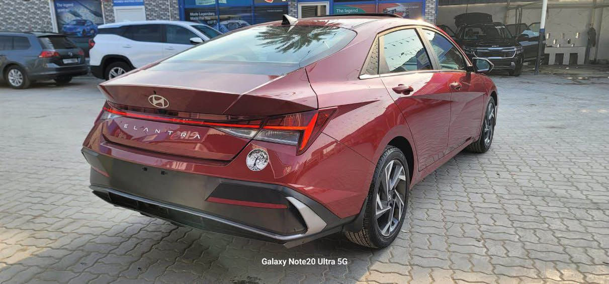 النترا 2025 جاهز للشحن
فول فتحه بصمه 
واصل ميناء 125
*********** Singapore
