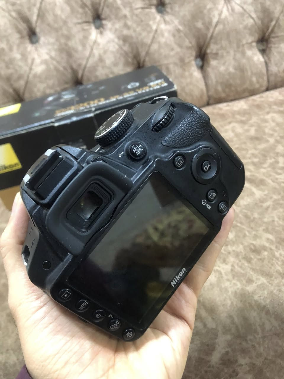Nikon 3200
Lenz 18-55

کارتون و شەحن لەگەلیدایە 

زۆر خاوێنەبو گەیاندن بۆ هەموو جێگایەک هەیە


**إذا كنت صاحب هذا الإعلان وتريد حذفه لأي سبب، رجاءا أرسل رسالة إلى الدعم الفني**