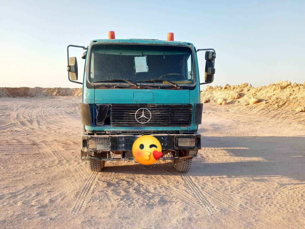 السلام عليكم للبيع سياره البي موديل 75 محرك 28 على شرط كير 160 على شرط مجموعه نص جييئف تخم تاير 24 قمارة نضيفه 100/100 تبريد شغال حداديه على شرط كهربائية كله شغاله رباط عدل السعر 135 وبيه مجال الشراي يتصل ***********
