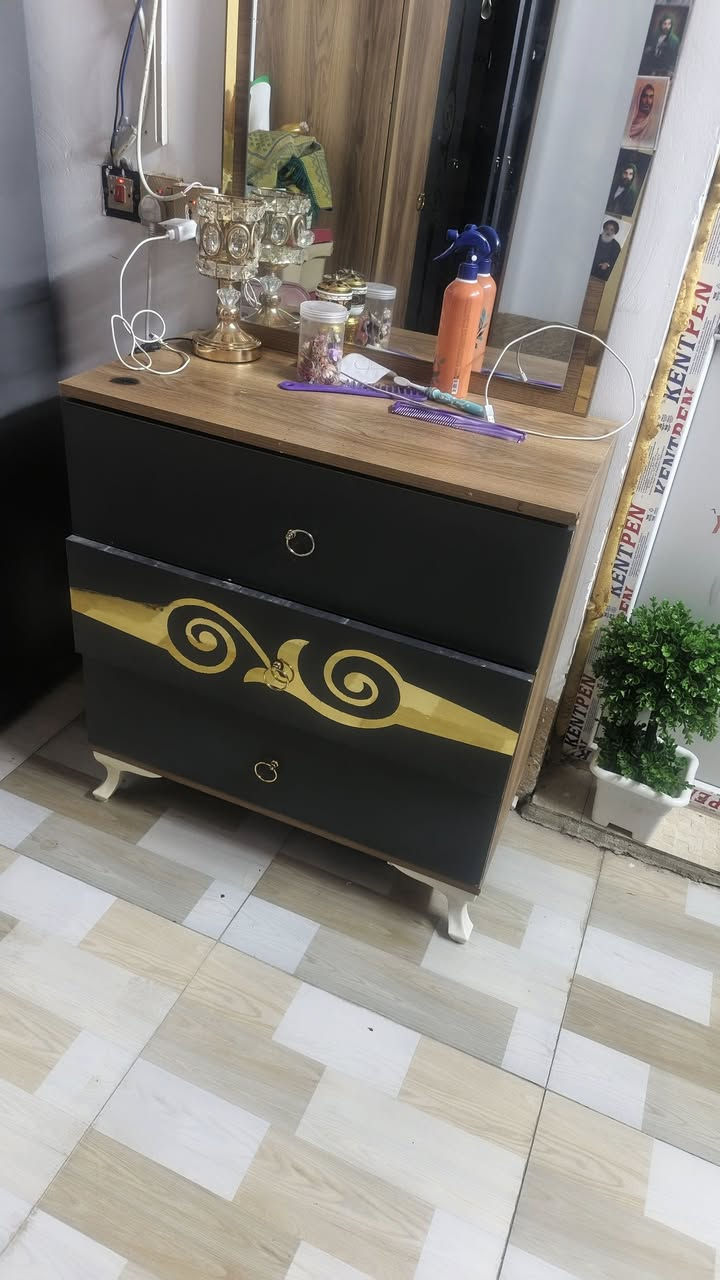 غرفه نوم تركي لبيع 5 قطع السعر 250 وبيه مجال مستعجل ع بيعته مكاني كربلاء  فريحه  رقمي ***********
