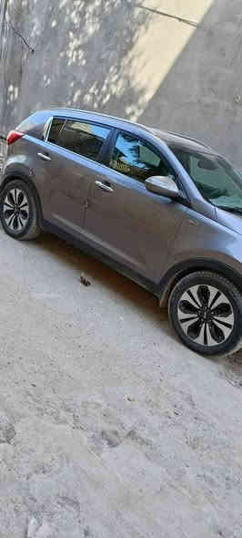 سلام عليكم اخوتي 
سبورتاج موديل 2013 وارد امريكي
2400 GT
 فور ويل 
تحكم ستيرن
 كشنات تدفئه تبريد سلايت
 اثنين بنرامه
 مرايات شفط 
كشنات جلد
(ملاحظه) الطگعه الي يم فحت البنزين هاي مي 
السعر -120 ورقه 
 الموقع- بغداد مدينة الصدر
للتواصل -
***********
***********
