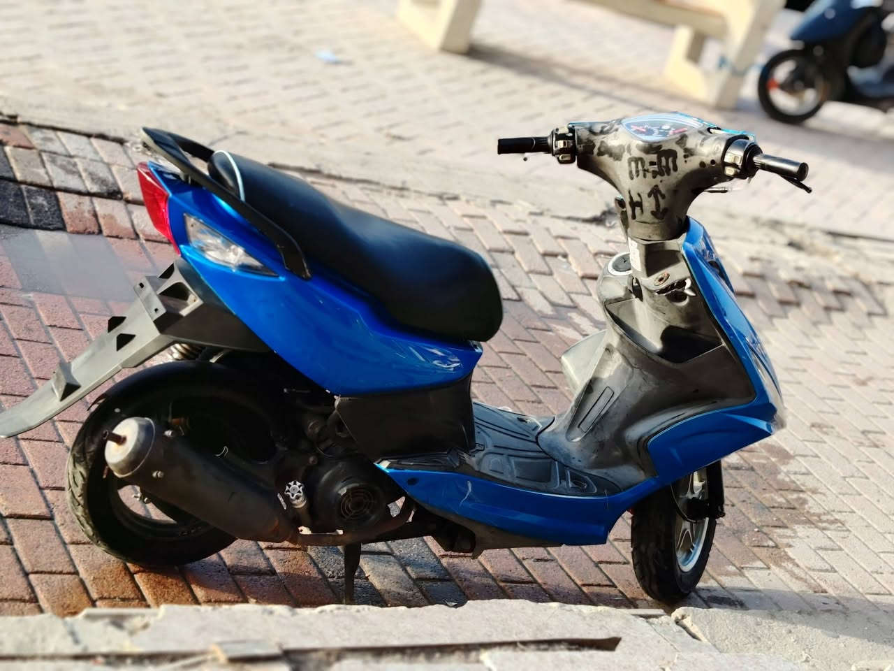 السلام عليكم
دراجة ماكس 120 مضلع مكينه ممفتوحة
نكرة سلف وهندر كهربائيات كله شغالة
بس كفر تجاري
معروضة ب600 وبيه مجال بسيط
عنوان بغداد شارع فلسطين
***********
