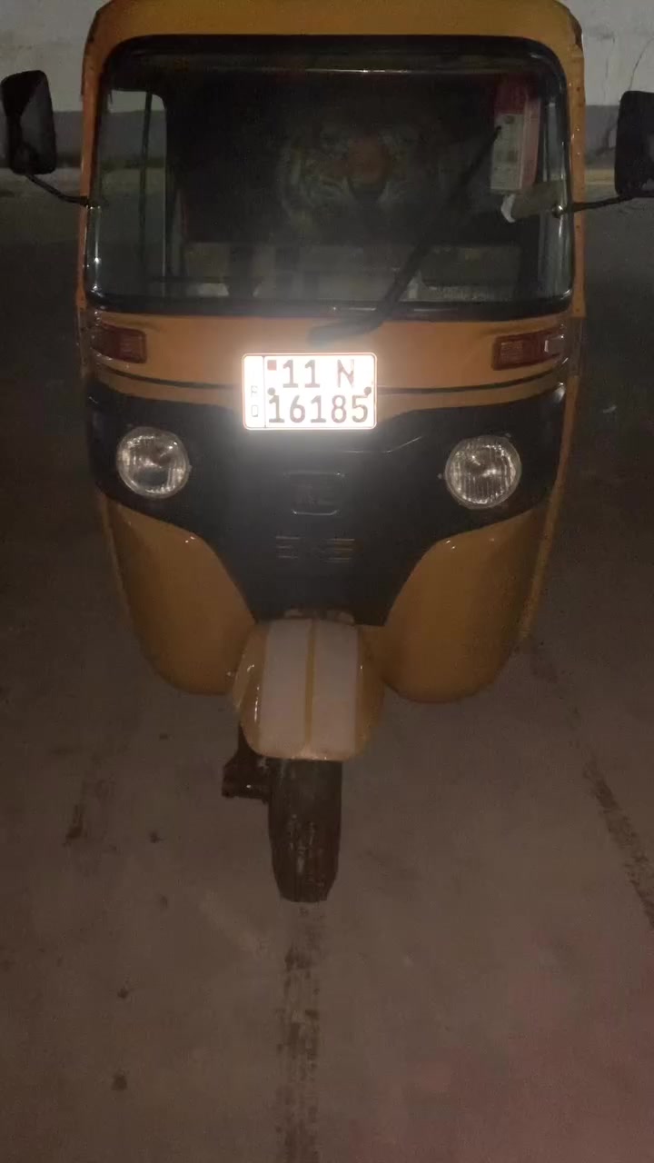 للبيع مديل 20 شهر 11 رقم او سنويه رقم انكليزي مكينه مكفوله لا تنقيص ولا تبخير او الكسن مكفول تكتك جاهزه مابيه اي نقص تخم تاير جديد كهربايات كله شغاله مابيه اي نقص دوشمه او جادر او جامه جدد مكان الغزاليه سعر 7000
***********
