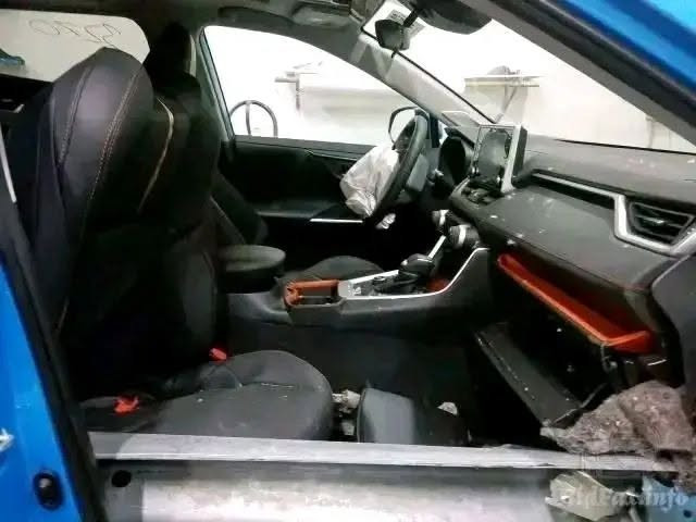 راف فور موديل ٢٠١٩ لون ازرق بحري وارد امريكي فئة ادفنشر فول مواصفات صور الحادث من امريكا مرفقة والسونار مرفق مكان السيارة الدورة كرارة السعر ١٥٠  وماكو هيج سعر حادث جانبي مستعجل عل بيع رقم صاحب السيارة ‎*********** موجود واتساب
