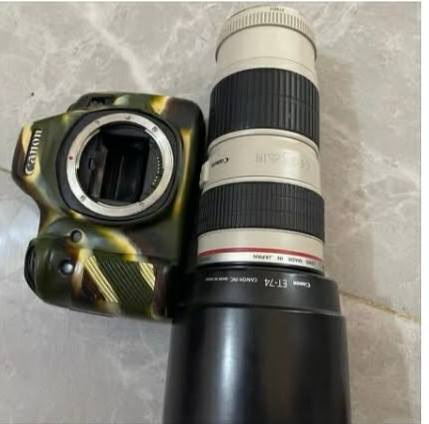 السلام عليكم كامره كانون  6d
كامره كلش حلوه وراقيه للتصوير الرياضي وتصوير البورتريه مع عدسه 70-200
تفحص وتكمل قبل متاخذ مكفوله من كلشي
وهاي مواصفاتها
سعره مليون و ٤٠٠ بي مجال
للاستفسار ***********
المستشعر(sensor
الدقه
حواليي 20.2 ميجابكسل فعالة
نقطة، النقطه الوسطيه من نوع المتقاطع(cross-type)
من 30 ثانيه الى1/4000 ثانيه مع خيار Bulb
من 100 إلى 25,600طبيعي وقابل لتوسيع (Extended)
وصولاً إلى حوالي 50 ك 1s0 منخفض والى 51,200 او 102,400 كبعض التوسعات لل iso العالي جداً
