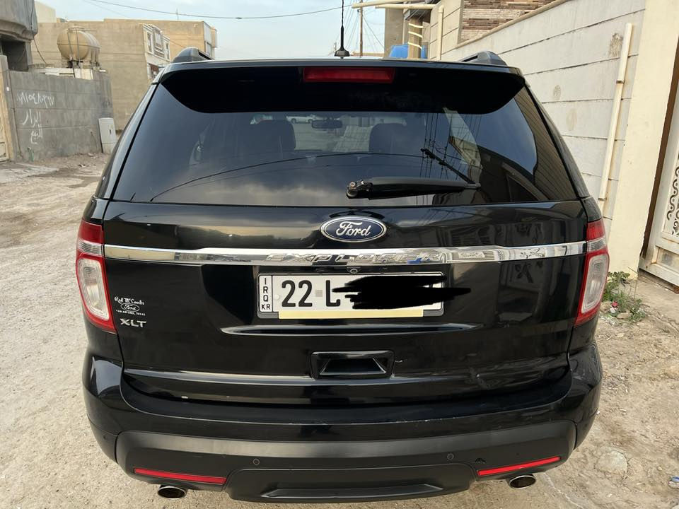 السلام عليكم
من انظف الفوردات الي بهذا الموديل 

فورد اكسبلور 🇺🇸 2012 لون اسود ملكي XLT 

 🛑 السيارة بدون حادث فقط بارد قليل 

السيارة جاهزة 

⬛️  محرك گيرر مكفوول  ( v6 ) 

⬛️ كشنات جلد اسود ملكي 🤴 

⬛️ تدفئه كشنات امامي  + كشنات كهرباء 

⬛️ شاشه كبيره + سستم صوت سوني

⬛️2 جام امامي AUTO 

⬛️ تبريد 3 قطع  قبل اسبوع علية ادامة كاملة 

⬛️ تحكمات لمس 

⬛️ لايتات زنون جديده بيها ضمان 2 سنه 

⬛️ مري كهرباء +اشاير بل مري 

⬛️ حساس  خلفي
 
سياره رقمها اربيل الجديد  ب اسمي تحويل شوكت متحب

عنوانها 📍بغداد العامرية

سعر السياره  140 💵 وبيها مجال 

📞هـ ***********
 هـ ***********
