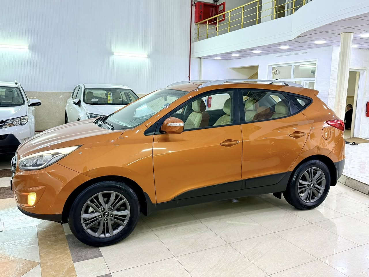 هوندا توكسون موديل ٢٠١٥
سيارة بدون صبغ 
رقم سنويه جديد ٢٠٣٠ سيارة باسمي
مكينة ٢٤ دوش 
مكان سيارة أربيل شارع ١٠٠ 
اسيا ***********
*********** واتساب
