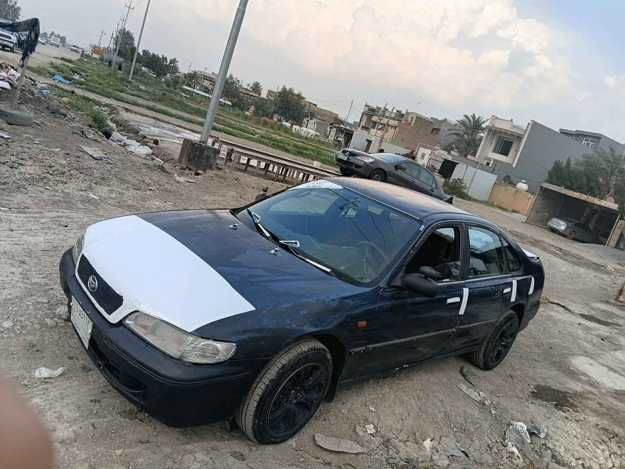 السلام عليكم سياره هوندا اكورد سنويه لل30 مكينه كورله 1600 تايرات زينات كهربائيات شغاله مكينه جيد جدا صدر خلفي امامي خير من الله السعر 26$ وبيها مجال العنوان واسط الصويره  رقم سياره ديالئ غير متواجد عل فيس  رقم الهاتف ***********

