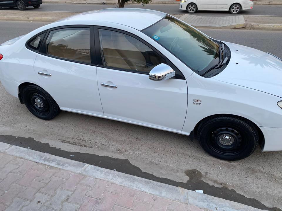 هونداي افانتي ٢٠٠٩ رقم انبار انكليزي هزة جديدة سيارة بدون صبغ  بلادية فقط بخشم الجاملغ الامامي موضح بالسونار مع الصور كير محرك مكفول تخم تاير بدون اي نقص مكانها فلوجة السعر ١٠٩$ وبيها مجال بسيط للاتصال ***********
