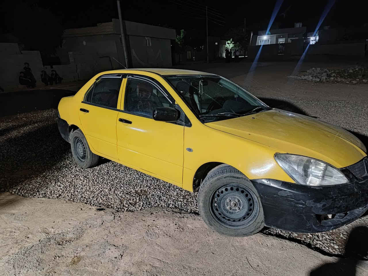 بەناوی خوای گەورە لانسەر قیستەکان 2010مەکینە گەورە جوار تایەی لوک تەبریت ساردو گەرم بی کیشەیە سەیارەکە سعری 45معامەلە ژ،م***********
